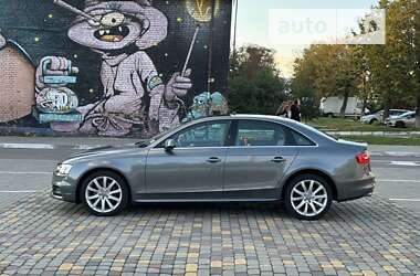 Седан Audi A4 2014 в Луцке