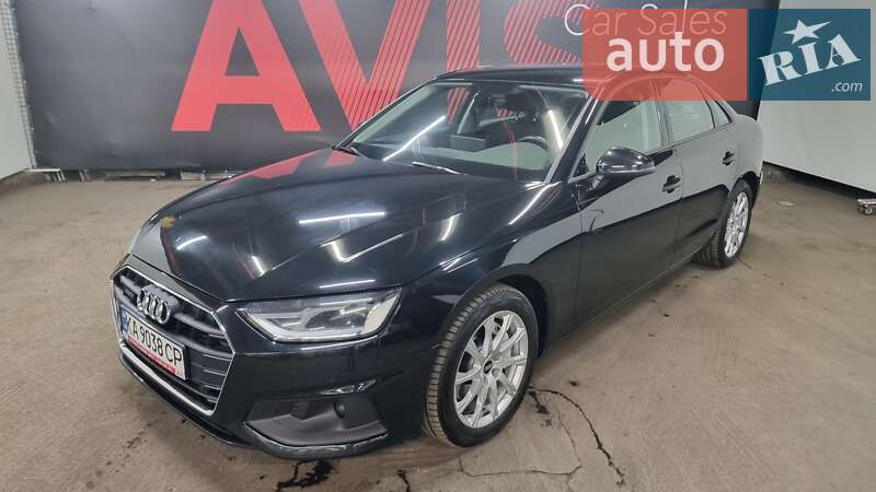 Седан Audi A4 2021 в Києві