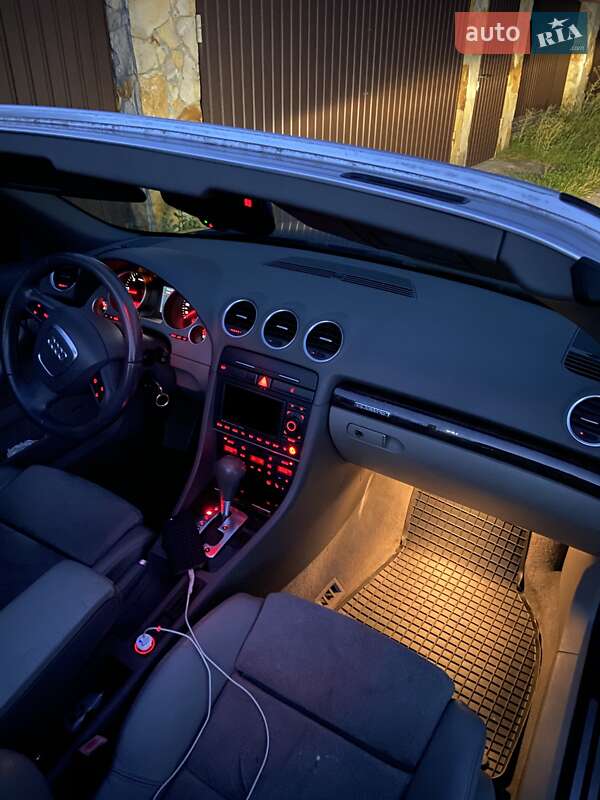 Кабриолет Audi A4 2006 в Киеве