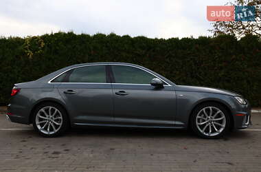 Седан Audi A4 2018 в Луцке