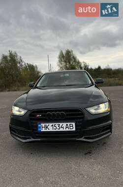 Audi A4 2014