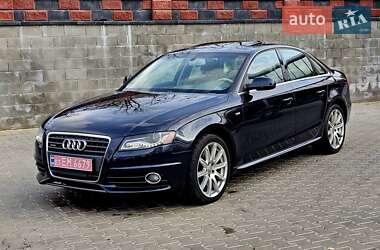 Седан Audi A4 2012 в Ровно