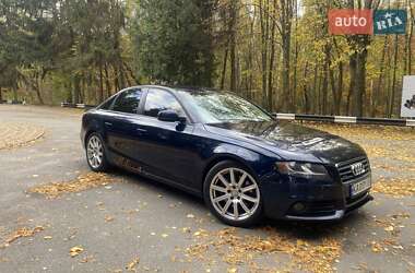 Седан Audi A4 2010 в Березане