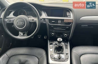 Седан Audi A4 2014 в Львове