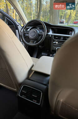 Седан Audi A4 2015 в 