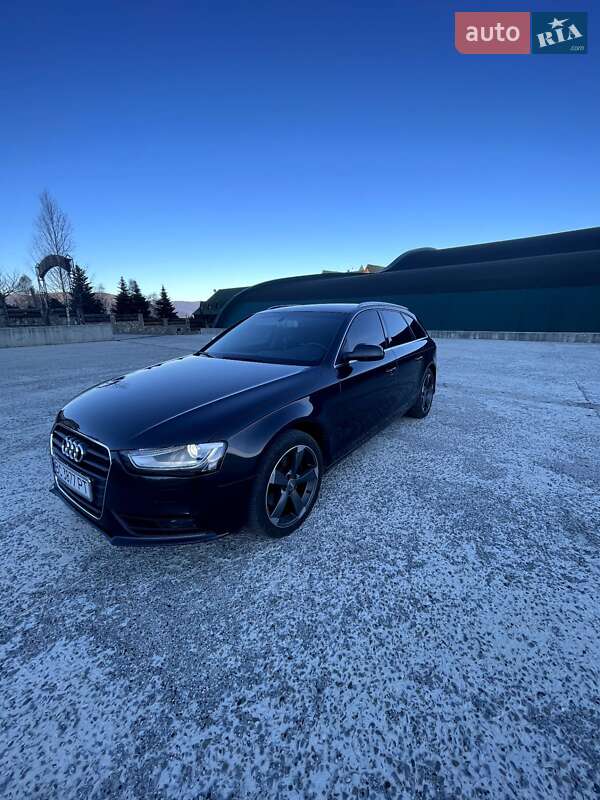 Универсал Audi A4 2012 в Сколе
