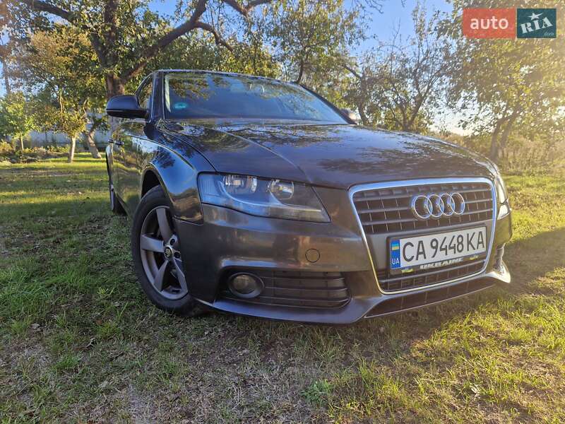 Седан Audi A4 2008 в Каменке
