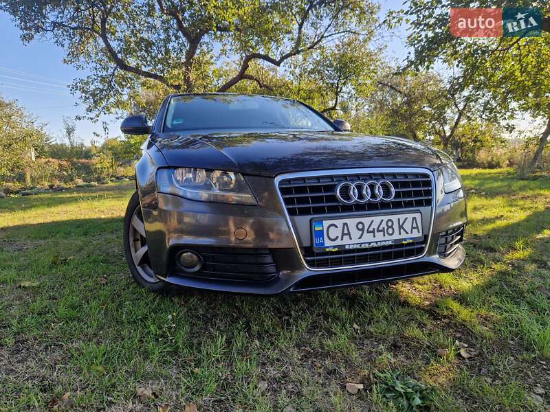 Седан Audi A4 2008 в Каменке
