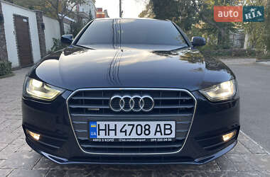 Седан Audi A4 2014 в Одесі