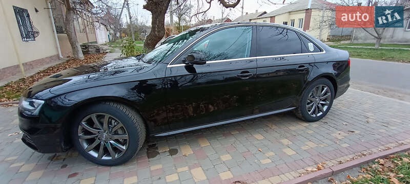 Седан Audi A4 2014 в Березівці