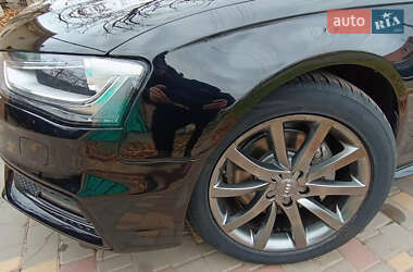 Седан Audi A4 2014 в 