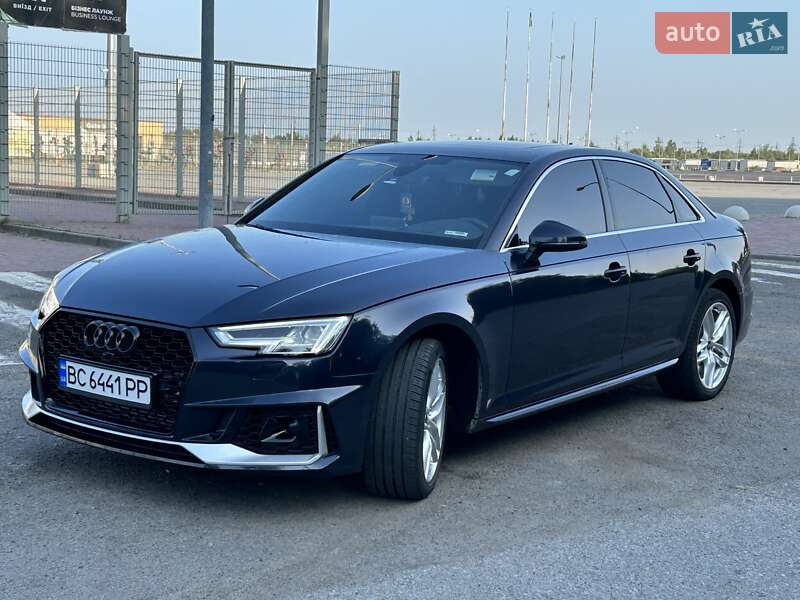 Седан Audi A4 2016 в Львові