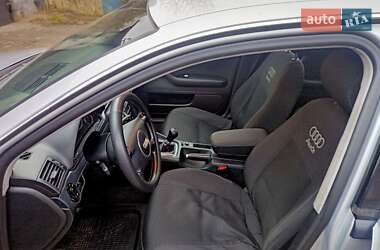 Седан Audi A4 2002 в Харькове