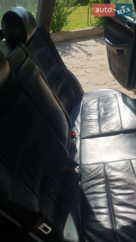 Универсал Audi A4 1997 в Золочеве