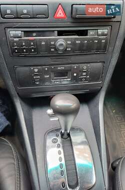 Седан Audi A4 1999 в Черкасах