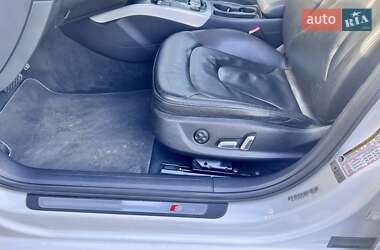 Седан Audi A4 2014 в 