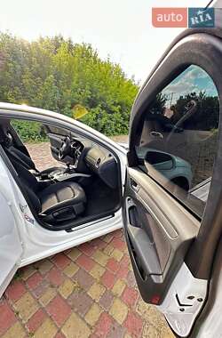 Седан Audi A4 2012 в Прилуках