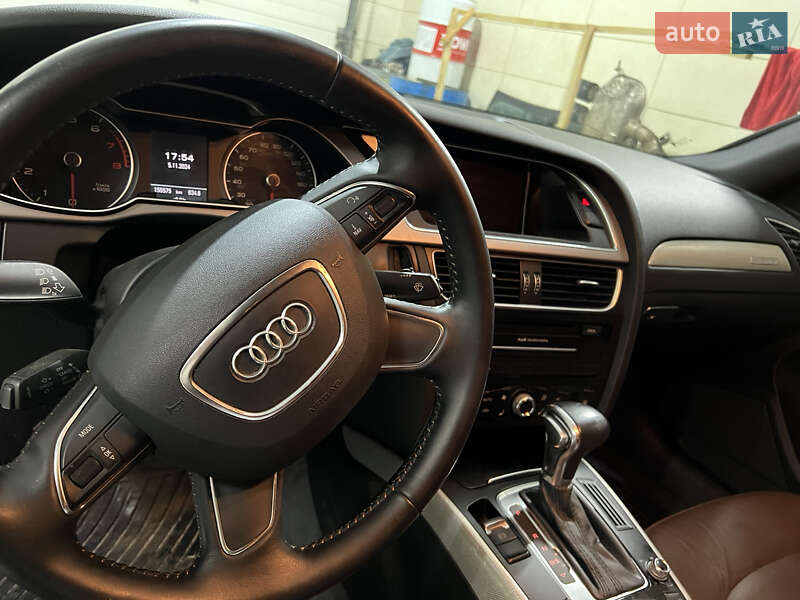 Седан Audi A4 2013 в Харькове