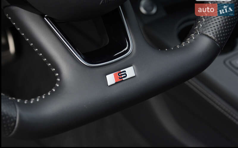 Универсал Audi A4 2019 в Львове