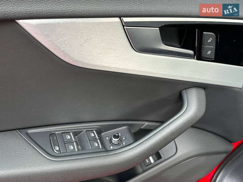 Универсал Audi A4 2019 в Львове
