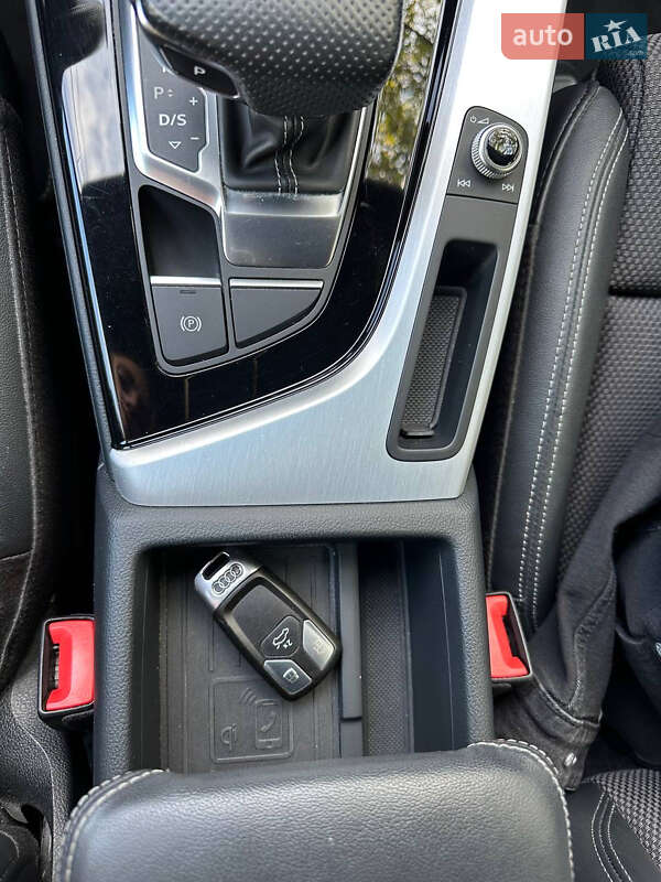 Универсал Audi A4 2019 в Львове