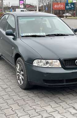 Седан Audi A4 1996 в Виннице