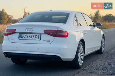 Седан Audi A4 2014 в Львові