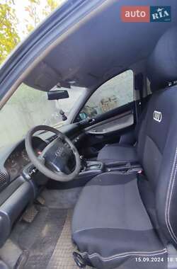Седан Audi A4 1996 в Харькове