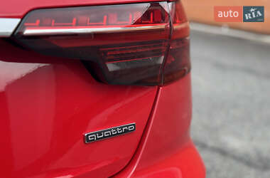Седан Audi A4 2020 в 