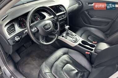 Седан Audi A4 2015 в Львове