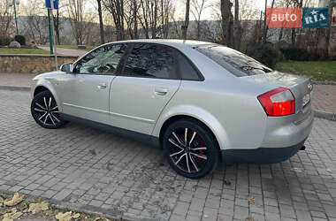 Седан Audi A4 2002 в Могилев-Подольске