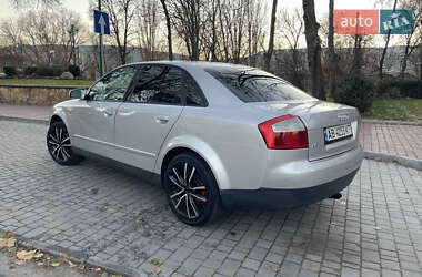 Седан Audi A4 2002 в Могилев-Подольске