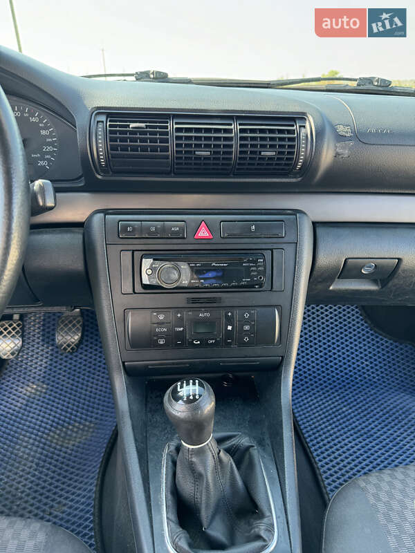 Универсал Audi A4 1999 в Львове