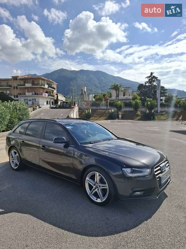 Audi A4 2015