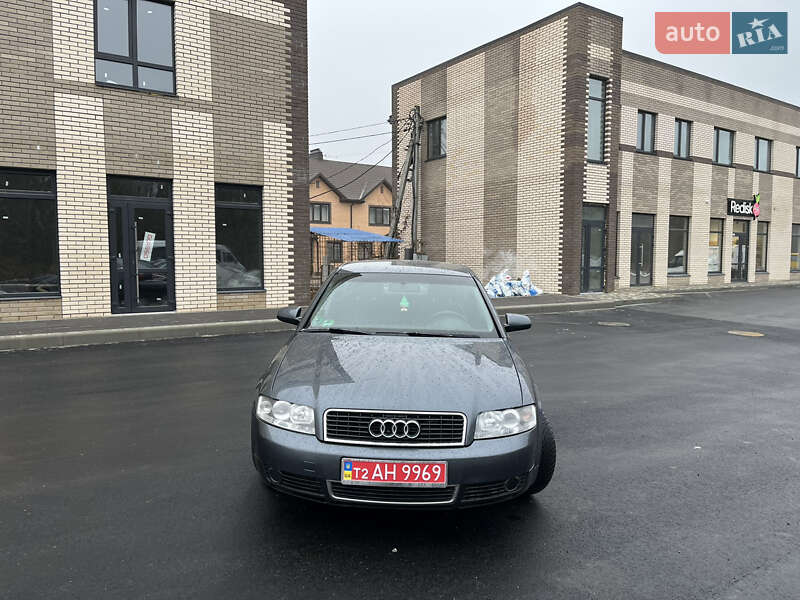 Седан Audi A4 2002 в 