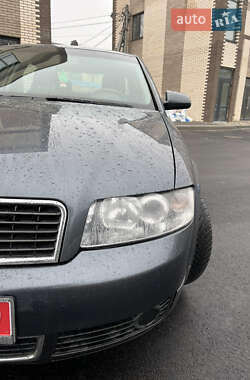 Седан Audi A4 2002 в 