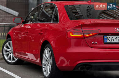 Седан Audi A4 2012 в Киеве