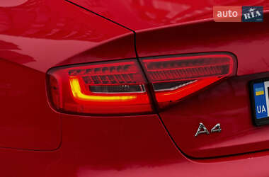 Седан Audi A4 2012 в Киеве