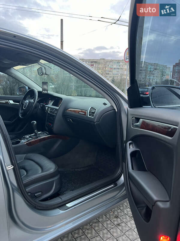 Седан Audi A4 2009 в Полтаве