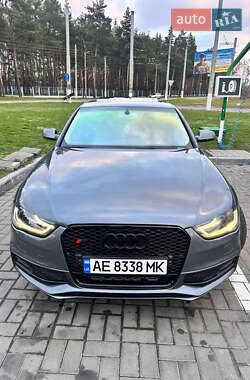 Седан Audi A4 2014 в Кропивницькому