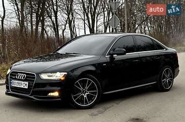 Седан Audi A4 2015 в Зборові