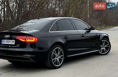 Седан Audi A4 2015 в Зборові