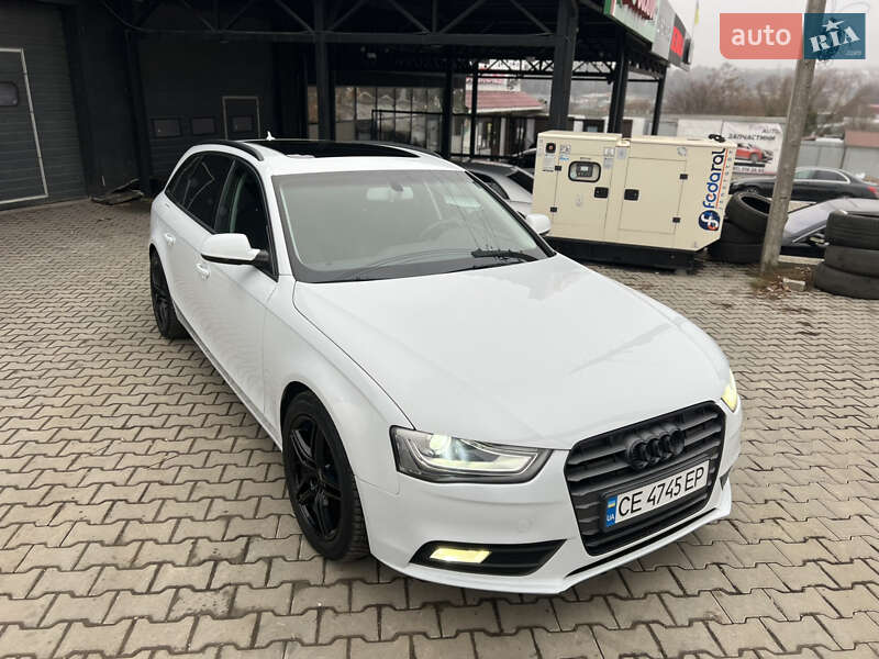 Універсал Audi A4 2012 в Чернівцях