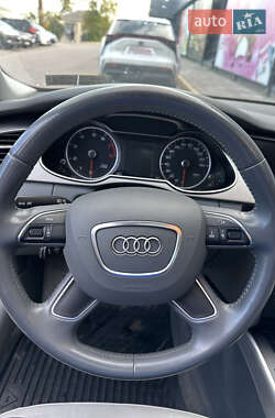 Седан Audi A4 2014 в 