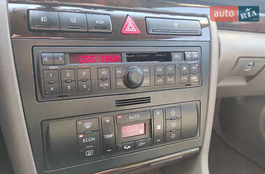 Седан Audi A4 1999 в 