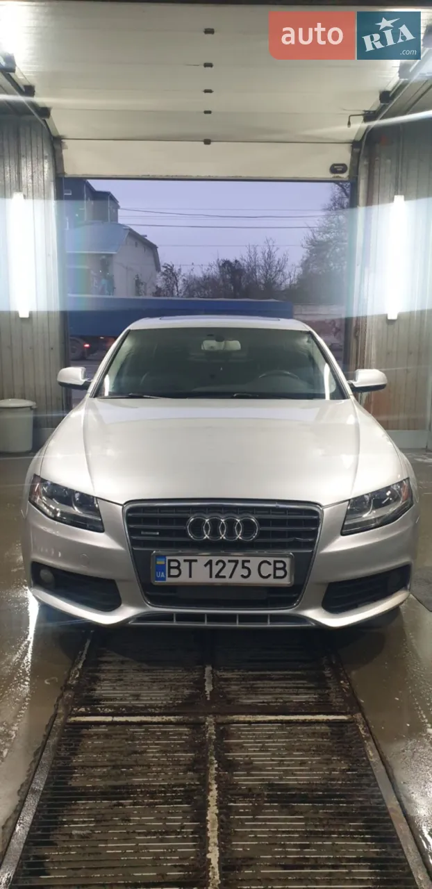 2010 Audi A4 - мініатюра 13