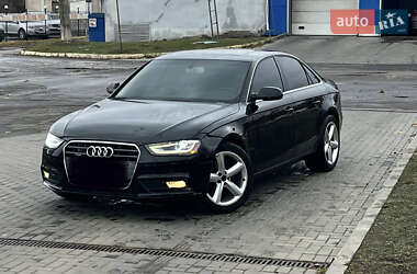 Audi A4 2012