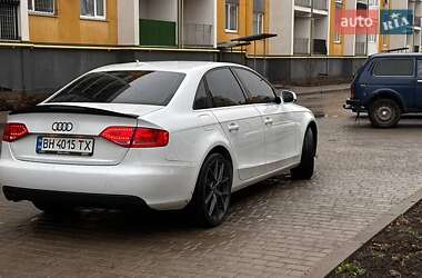 Седан Audi A4 2011 в Одесі