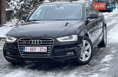 Седан Audi A4 2015 в Рівному