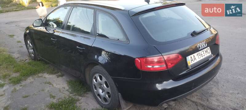 Універсал Audi A4 2009 в Рівному